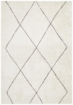 Load image into Gallery viewer, Marrakesh Diamond Ivory Rug

